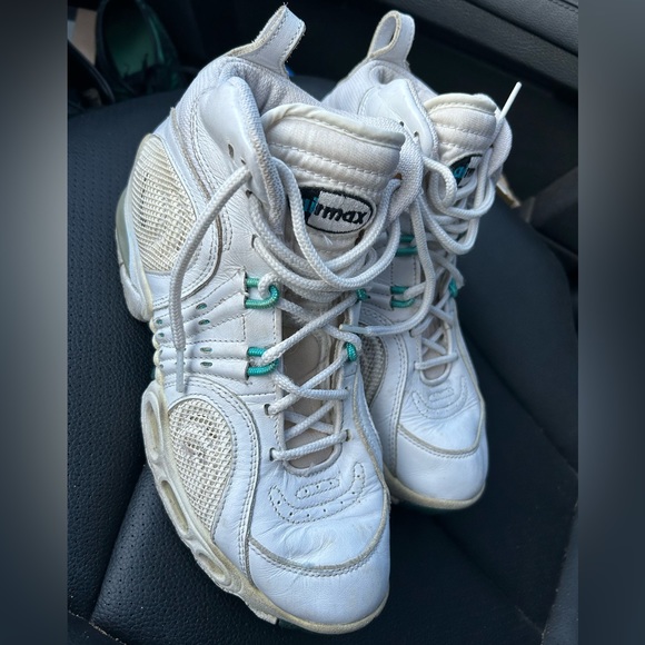 VTG Nike Air Max White Leather 970406-101 Womens Basketball Sneakers Shoes High - Picture 1 of 7